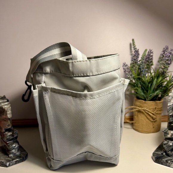 π₯Grey Mesh Shower Caddy Bag Portable for College Room Essentials - Picture 2 of 8